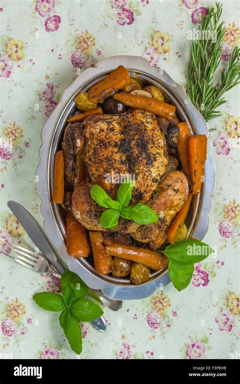 roast chicken top view stock photo alamy