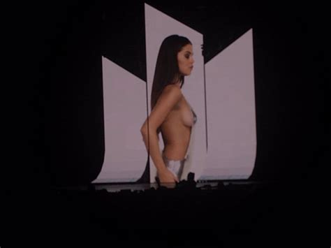 selena gomez topless and sexy 22 photos video