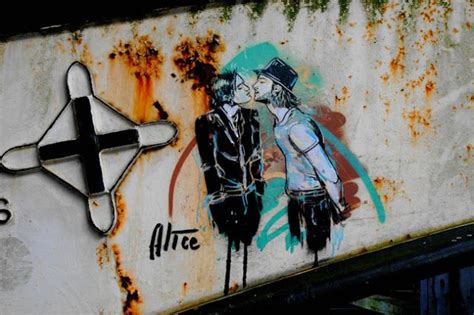 alice pasquini stencil art in manchester streetart101