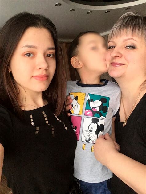 karina baymukhambetova selfie photos russian girl killed by freight train