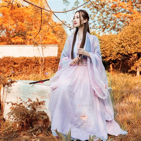 2019 Summer Chinese Traditional Tang Dynasty Ancient Costume Women