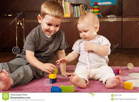 Brother And Sister Playing Royalty Free Stock Images