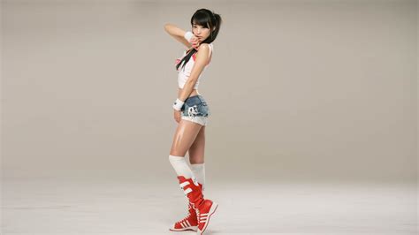 women model asian south korea jean shorts hd