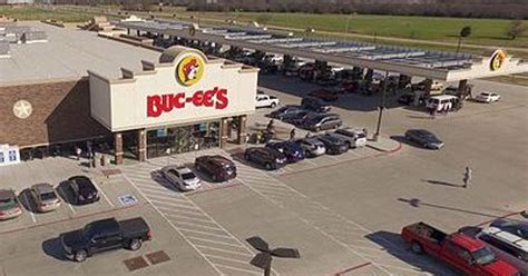 buc ees ranked top gas station   country