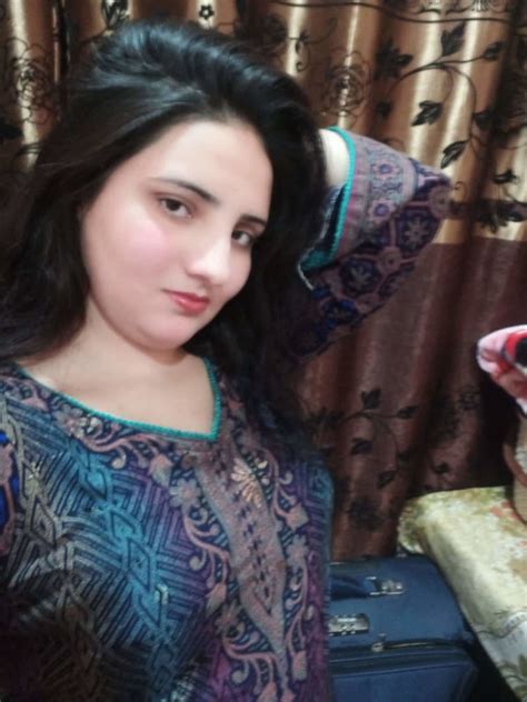 Rida Karachi Nude Bhabhi Show Her Boobs And Pussy Desi Pics Hd Sd