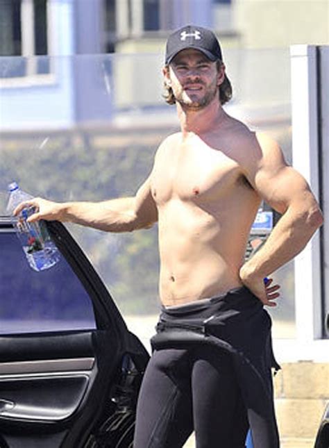 chris hemsworth is insanely photogenic the male fappening