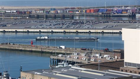 le port de zeebrugge se prepare au brexit rtbfbe