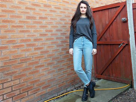 Alimak Personal Style And Lifestyle Blog Mom Jeans