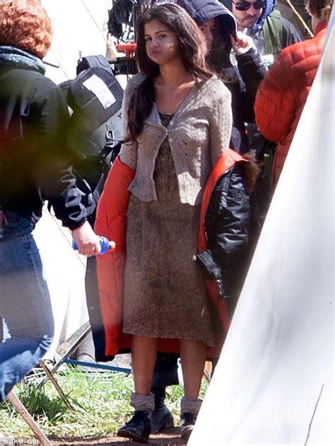 selena gomez looks exhausted on set of new film in dubious battle