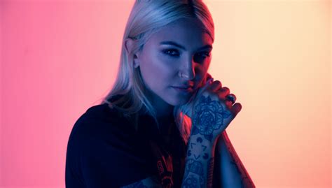 julia michaels expands her lyrical musings for inner monologue part 2