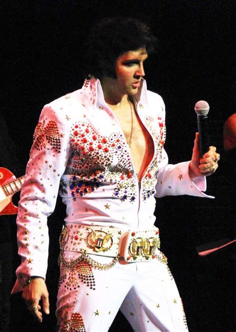 Elvis Tribute Artist Donny Edwards Gives Westgate Las Vegas A Spin