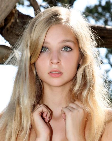 Preserve Nordic Beauty Blonde Hair Green Eyes Blonde