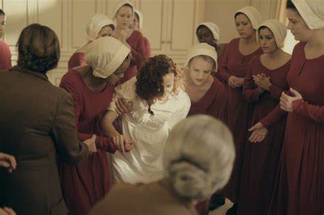 the handmaid s tale 1x02 review democracy dies in darkness