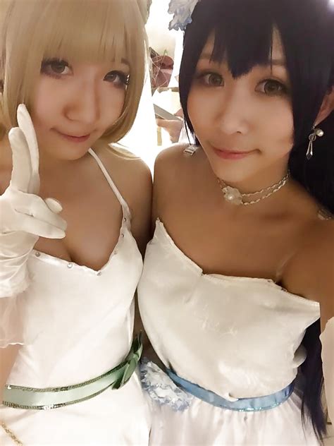 teen sex galleries cute hong kong teenage cosplayer selfie