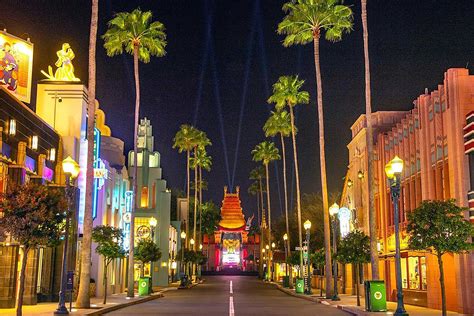 spotlights return  disneys hollywood studios   lighting
