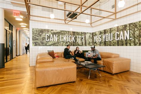 gallery   wework experiments    advance  field  office design