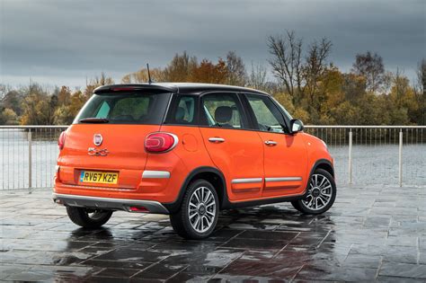 fiat  arrives   uk priced   carscoops