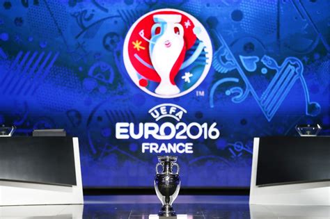 uefa euro  fransa kararini acikladi