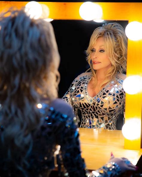 dolly parton measurements biography facts height weight