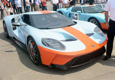 ford gt heritage edition wears famous gulf oil livery  gt