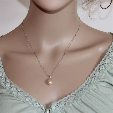 genuine pink freshwater pearl pendant necklace silver chain aaa