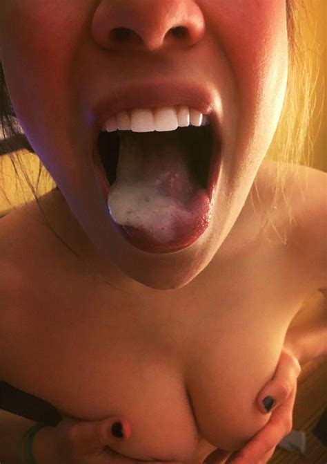 awesome blowjob picture with a amazing starlet crackhead blowjobs adult xxx area