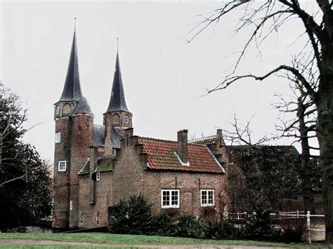 oostpoort delft de oostpoort  de enig overgebleven stads flickr