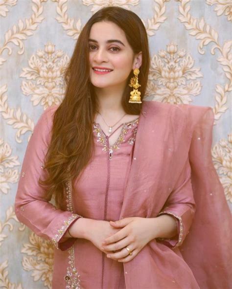 Latest Beautiful Pictures Of Aiman Khan – 24 7 News What Is Happening