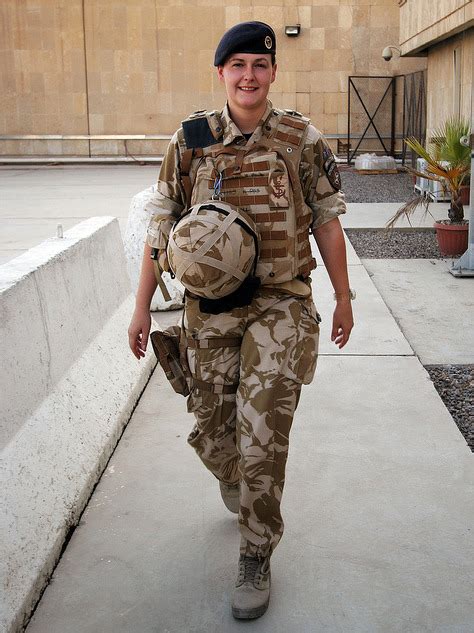 beautiful british women soldiers