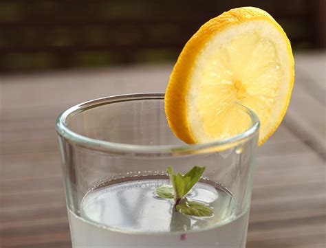 warm water  lemon  good