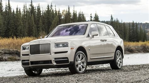 rolls royce cullinan   offroad review autoblog