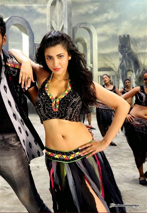 shruthi hassan sexy hot navel close up compilation from poojai hd