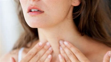 early warning signs  throat cancer     evertrickscom