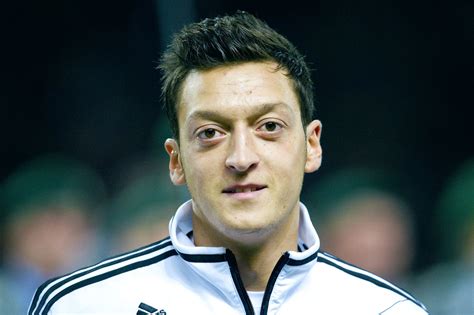 mesut ozil ~ sports wallpapers events wallpapers
