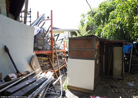 inside sydney hoarder s party home just moments from famous bondi beach daily mail online