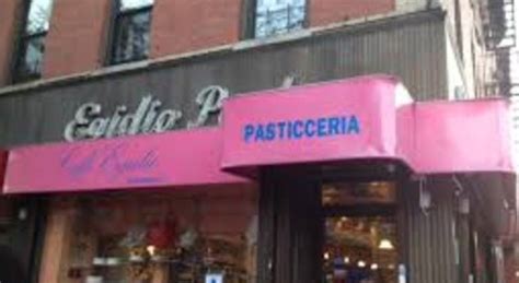 maria carmela ha la più antica pasticceria di new york ma