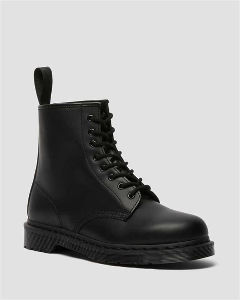 mono smooth dr martens