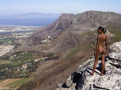 sexy girls high on top of a south african xxx dessert picture 3