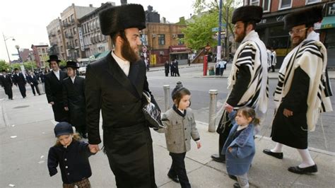 Ultra Orthodox Grandfather From London Assaulted In Ny