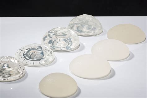 Surgeon Weighs In On Textured Breast Implants Washington University