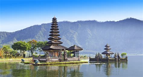 about bali island information popular indonesia tourism