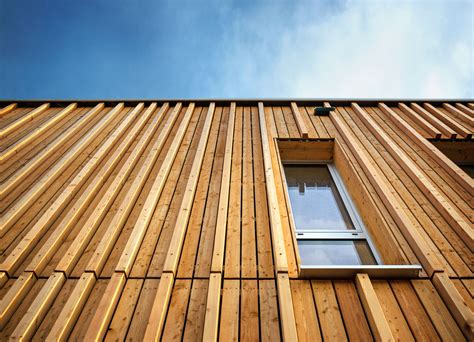 holzhaus holzfassade moderne fassade profiliert vollholz heatflux