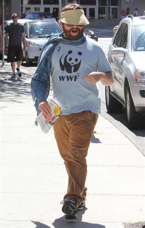 Zach Galifianakis Loses His Cool With Photographers 122118 Photos
