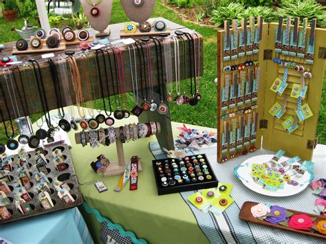 pin  cindy wolff nicholas  craft shows displays craft booth displays craft market