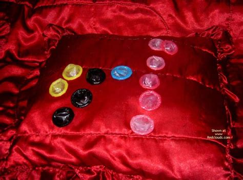 colors condoms safer sex december 2003 voyeur web