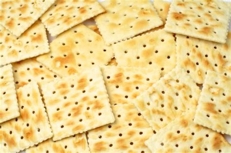 choose crackers healthy food guide