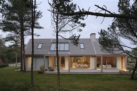 characteristics   modern scandinavian house hunker modern scandinavian house house