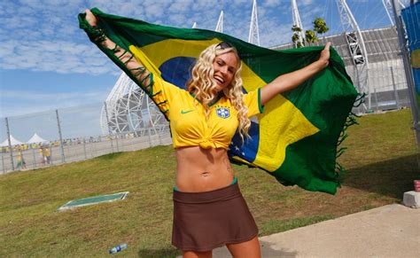 26 Hottest Fans Of The World Cup Pop Culture Gallery