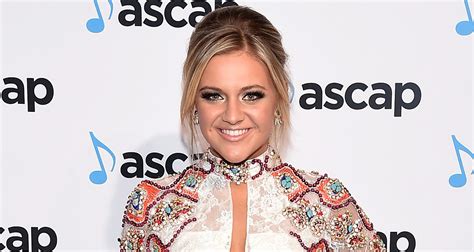 kelsea ballerini reveals the awesome advice pal taylor