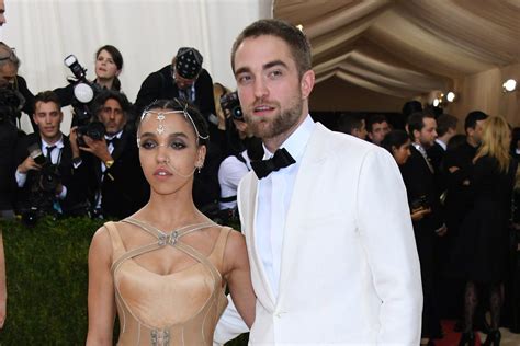 Robert Pattinson And Fka Twigs Set A Wedding Date Couple Send Out